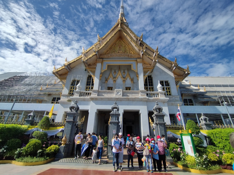 ไหว้หลวงพ่อโสธร วัดโสธรวราราม ฉะเชิงเทรา อิ่มบุญ ถวายไข่ ชมโบสถ์ใหม่กับเที่ยวละไม
